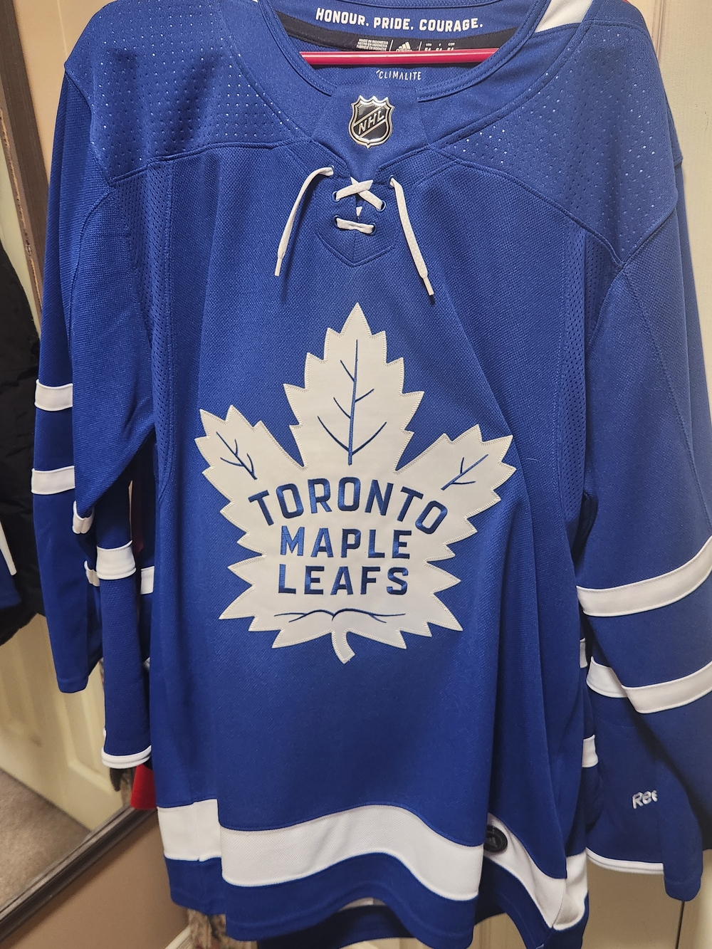 Reebok Toronto Maple Leafs Blue and White Hockey Jersey